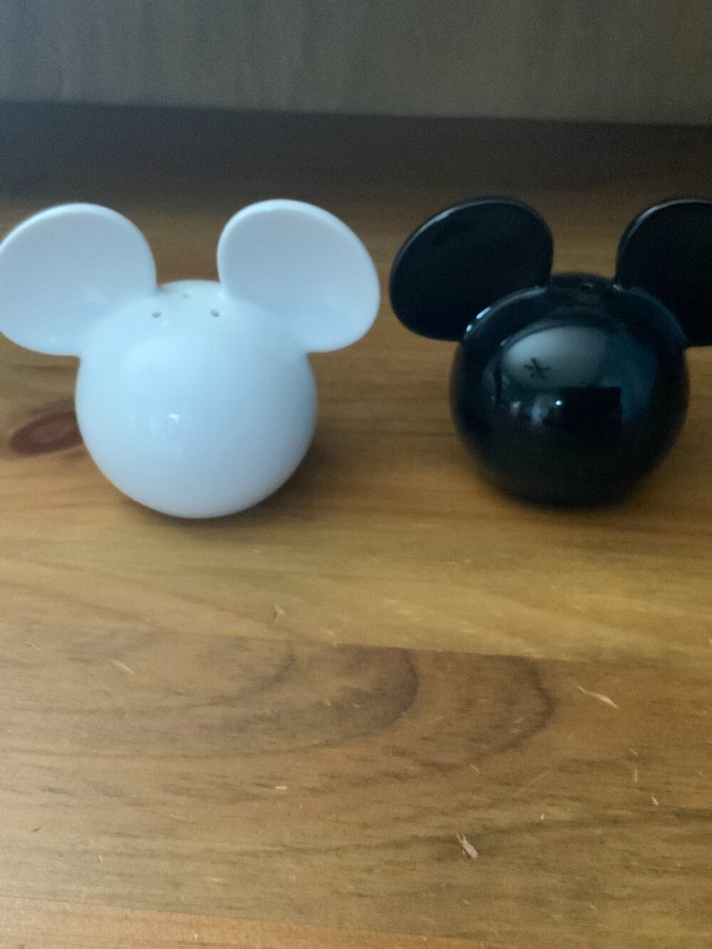 MICKEY MOUSE EARS SALT & PEPPER SHAKERS
